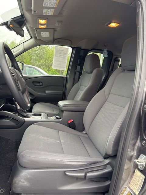 Certified 2022 Nissan Frontier S w/ Technology Package AWD/4WD image 7