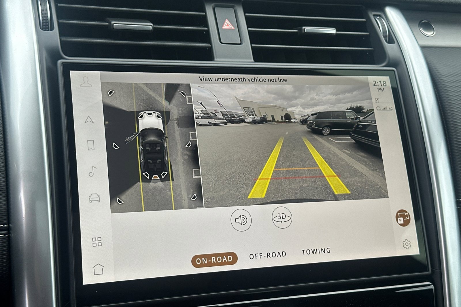 New 2026 Land Rover Discovery Dynamic SE image 19