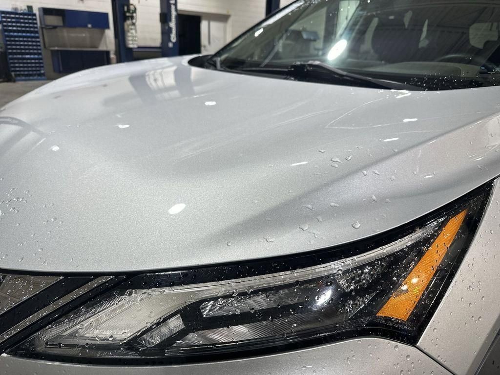 Used 2022 Nissan Rogue SV image 28