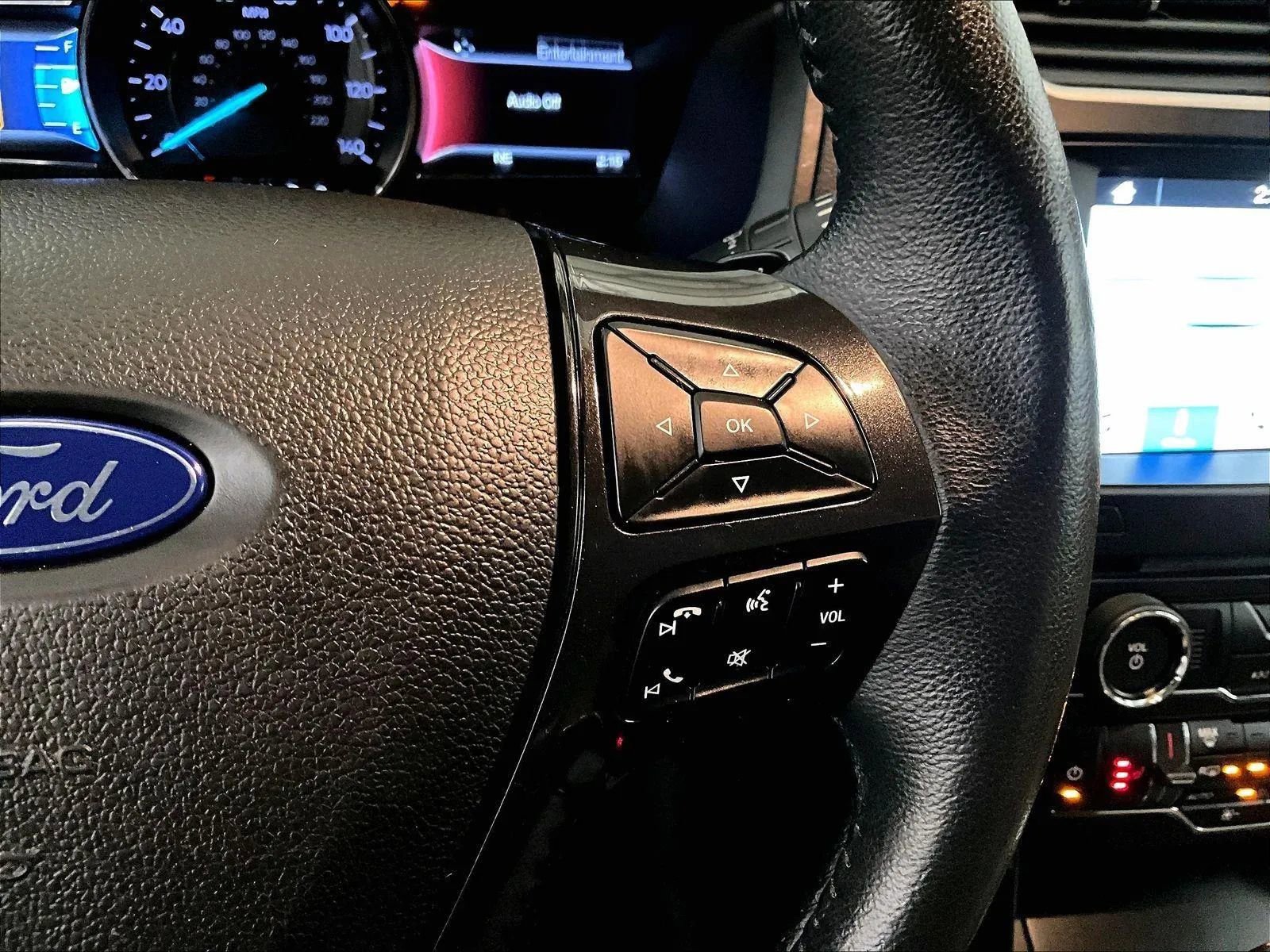 Used 2017 Ford Explorer XLT w/ Equipment Group 202A image 19