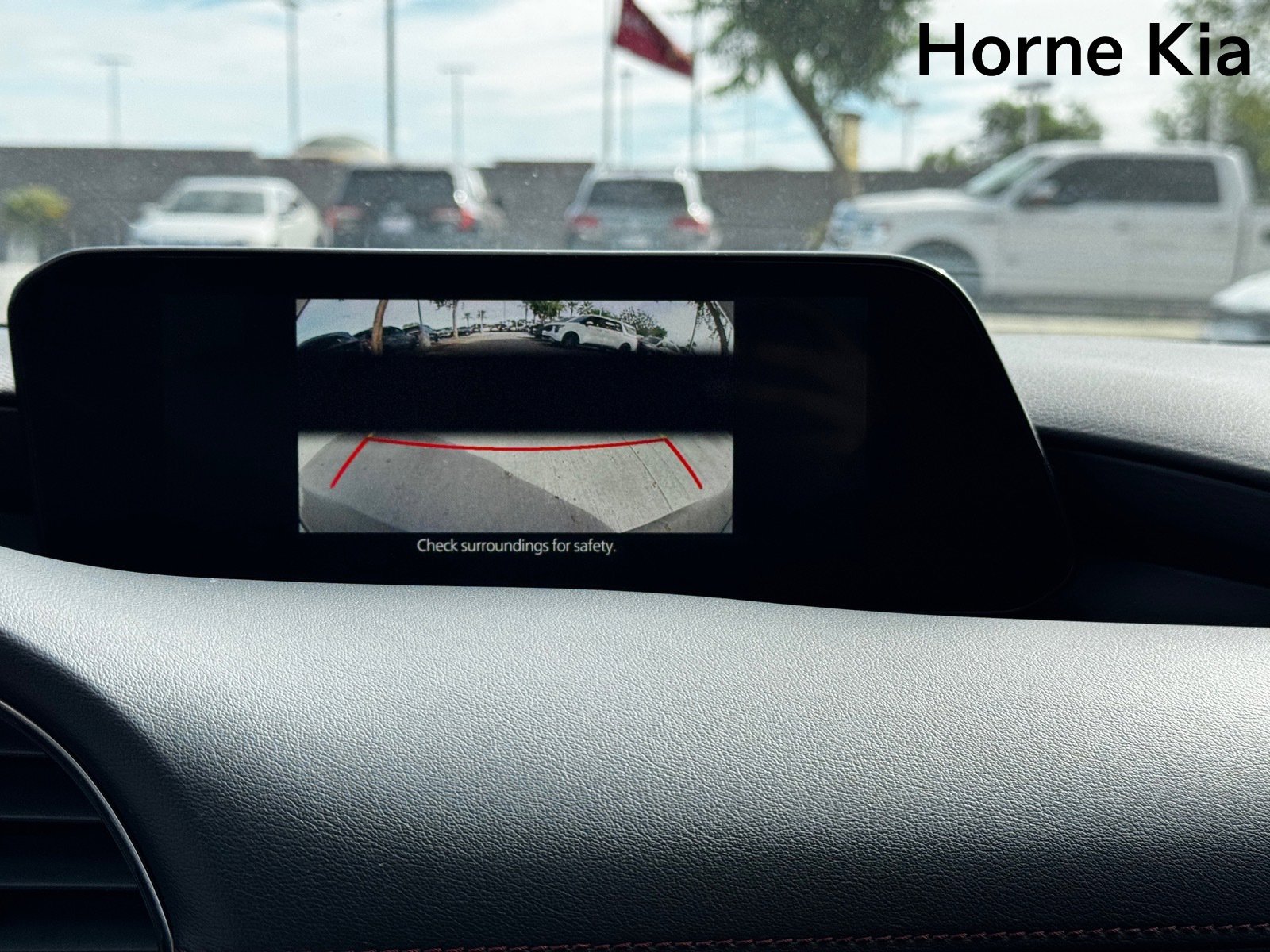 Used 2022 MAZDA MAZDA3 s image 22