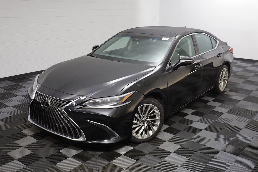 Used 2022 Lexus ES 350 Ultra Luxury image 2