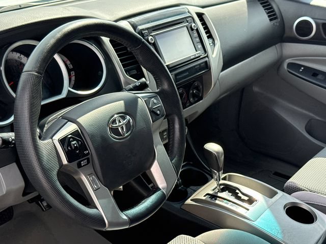 Used 2015 Toyota Tacoma 4x4 Double Cab w/ TRD Off-Road Package image 14