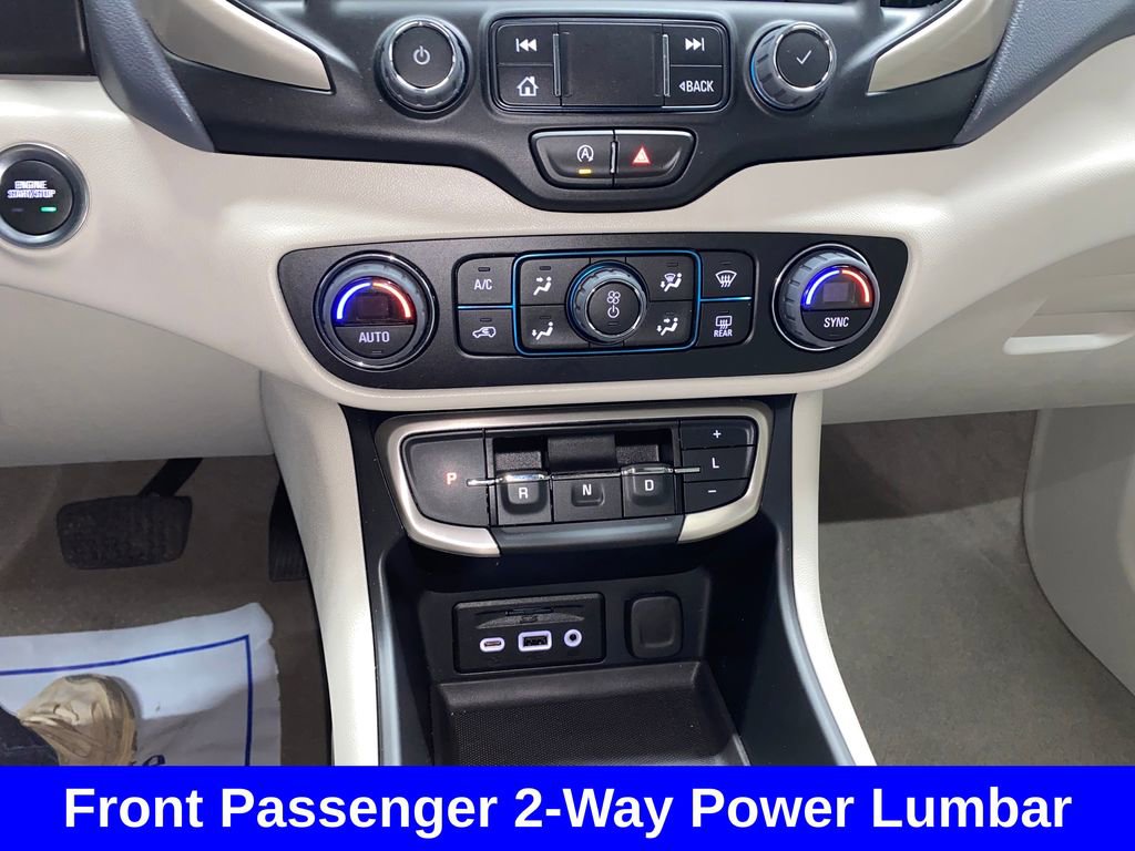 Used 2024 GMC Terrain Denali AWD/4WD image 22
