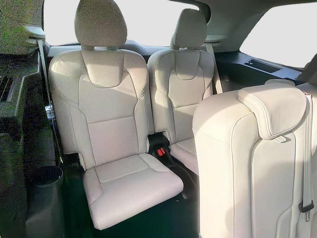 New 2026 Volvo XC90 T8 Ultra w/ Protection Package Premier AWD/4WD image 29