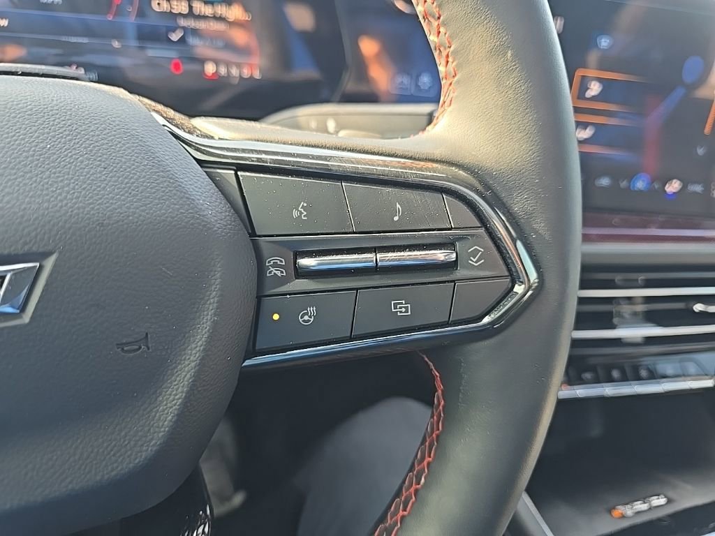 Used 2025 Chevrolet Traverse RS w/ LPO, Floor Liner Package image 18