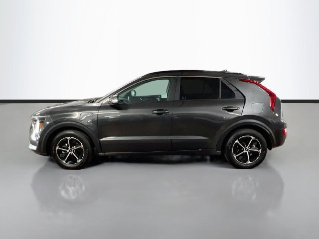 Used 2025 Kia Niro EX FWD image 4