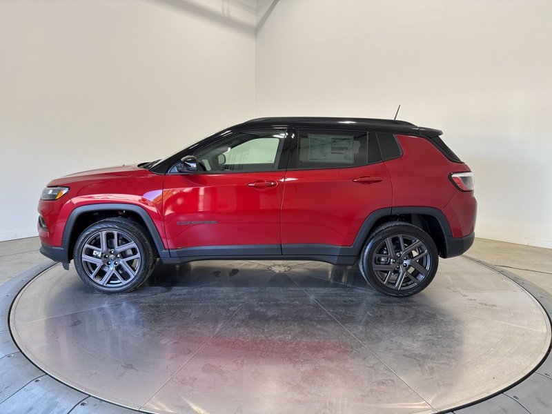 New 2026 Jeep Compass Limited image 4