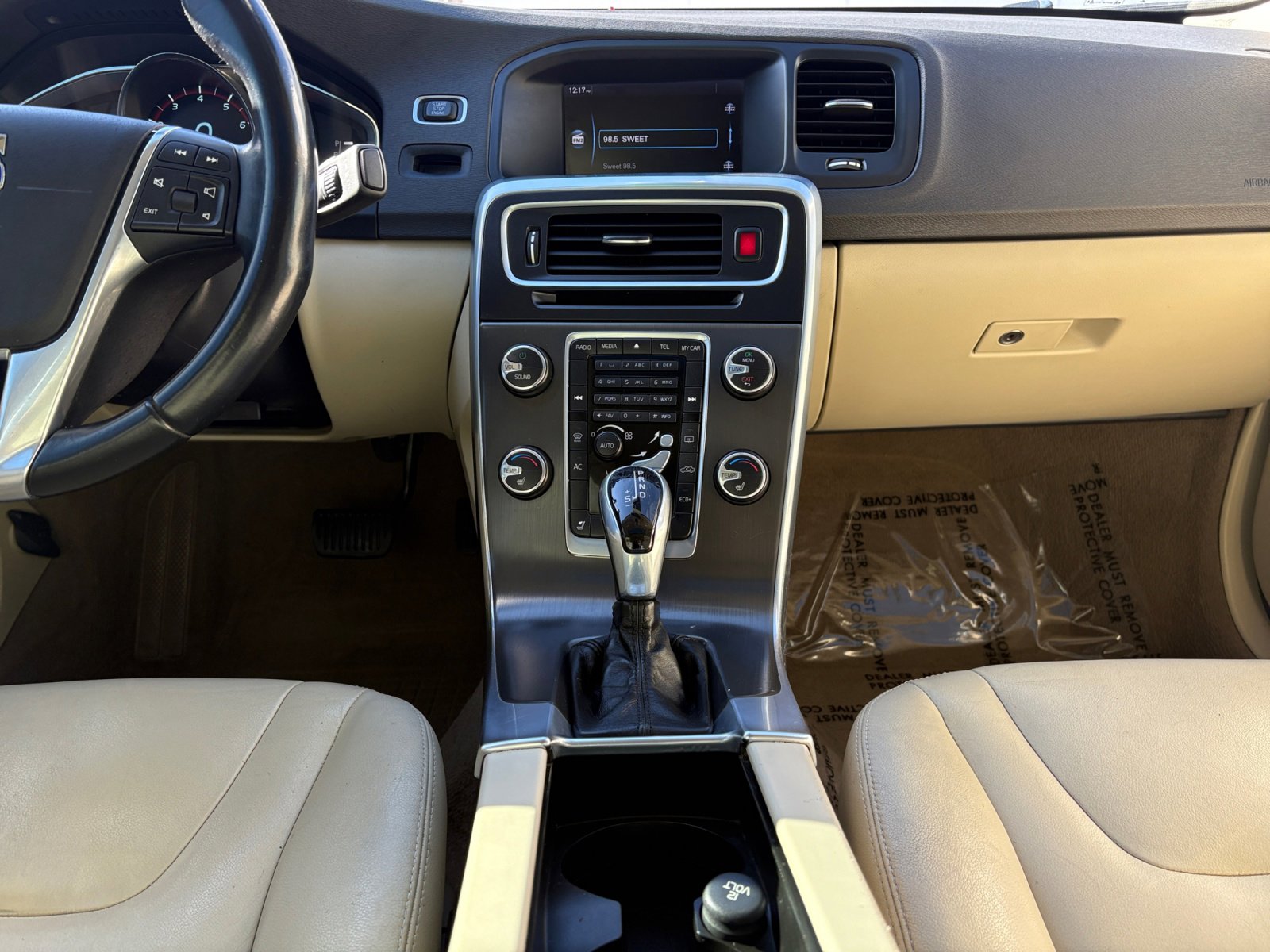 Used 2015 Volvo S60 T5 Premier image 4