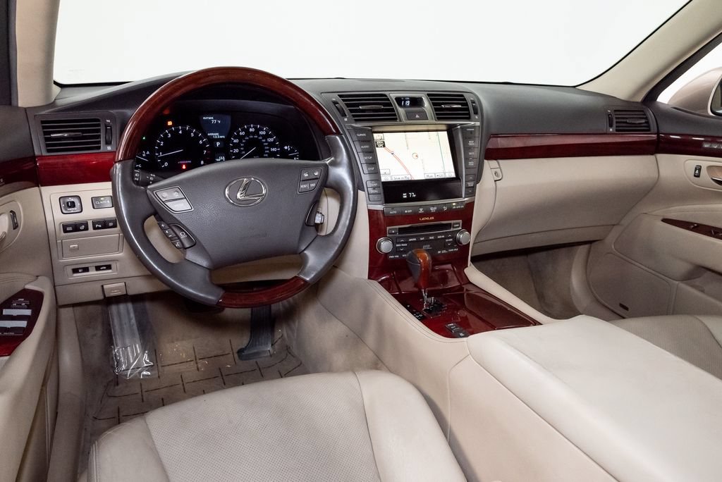 Used 2011 Lexus LS 460 AWD w/ Luxury Value Edition image 7
