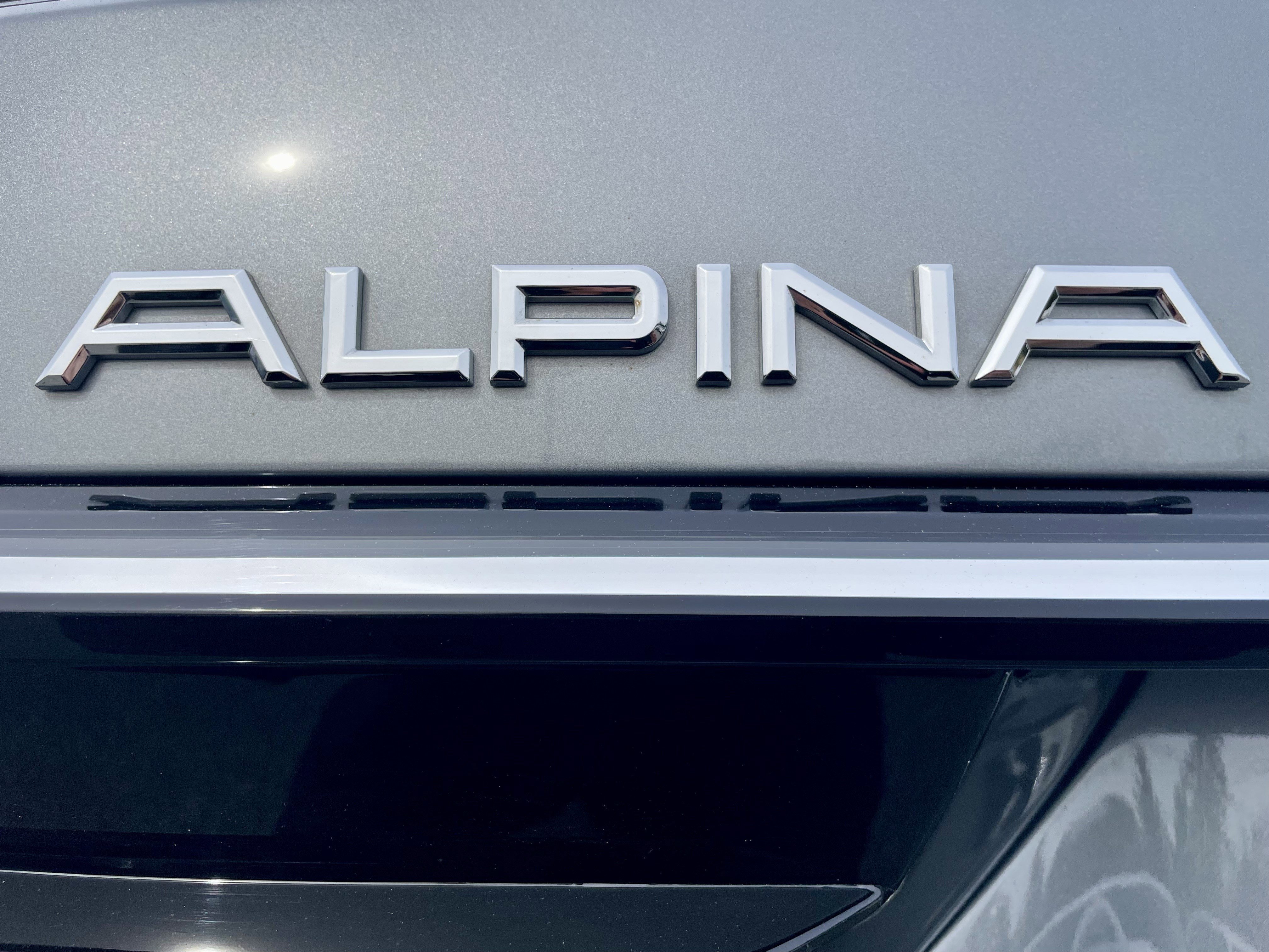 Used 2025 BMW ALPINA XB7 image 35