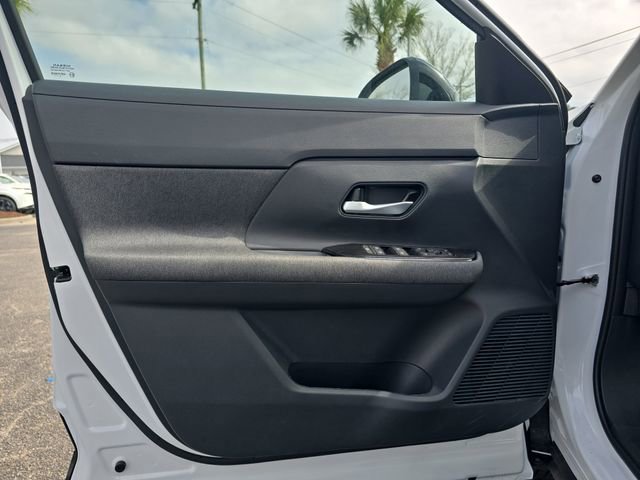 New 2026 Nissan Kicks SV w/ SV Premium Package image 14