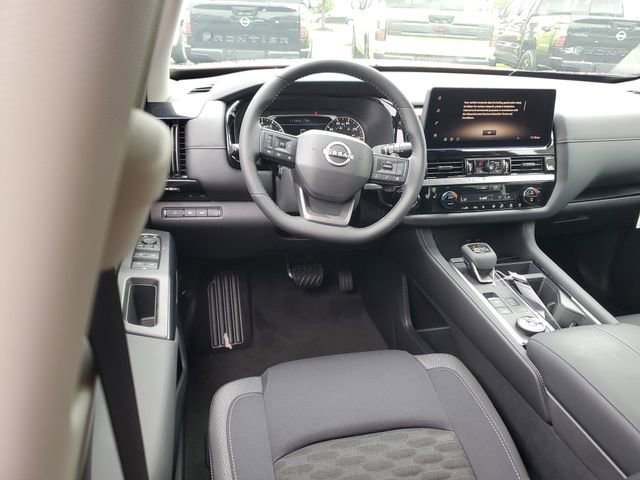 New 2026 Nissan Pathfinder SV AWD/4WD image 14