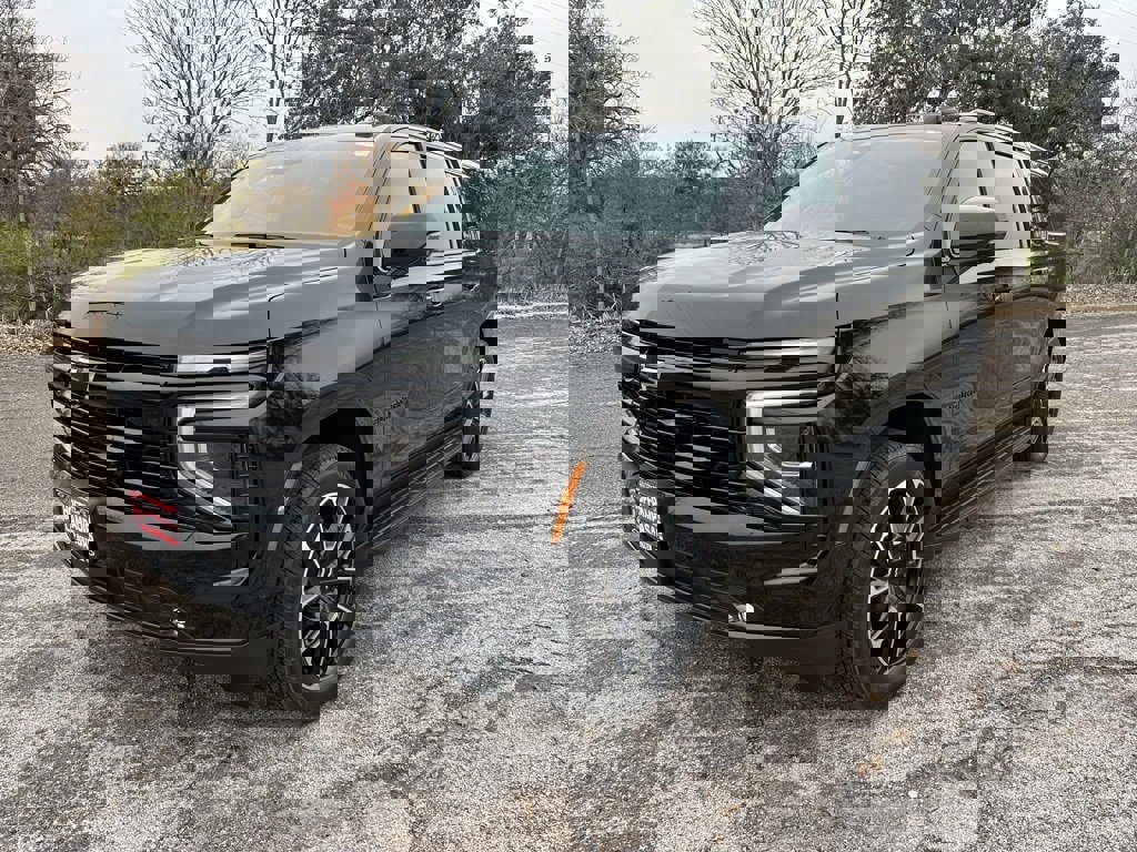 New 2026 Chevrolet Suburban RST w/ RST Capability Package image 1