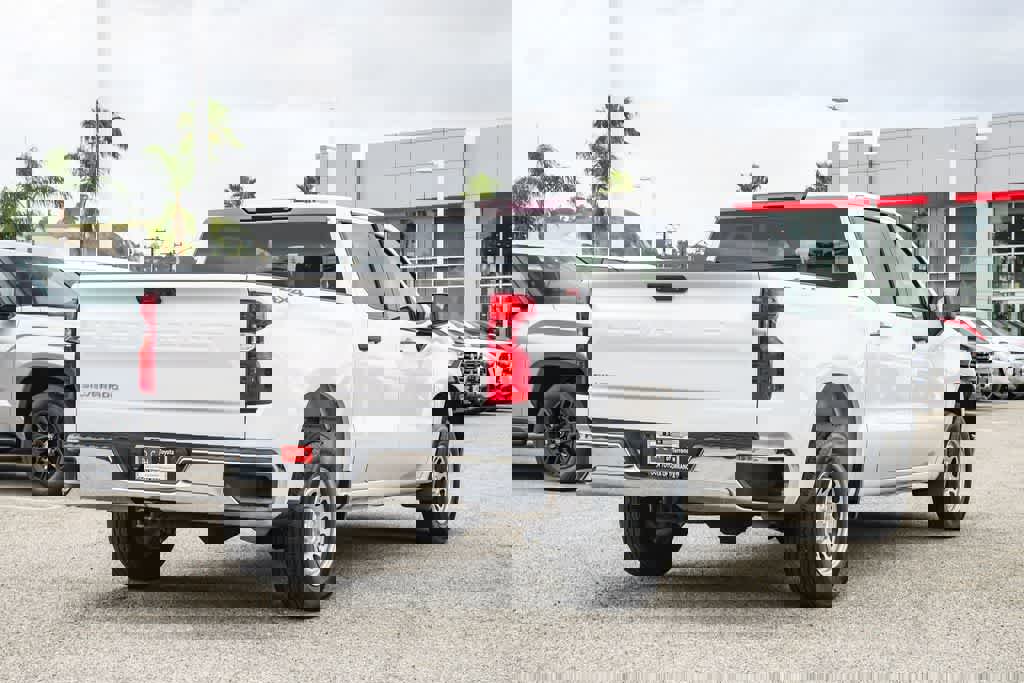 Used 2022 Chevrolet Silverado 1500 W/T w/ WT Value Package image 7