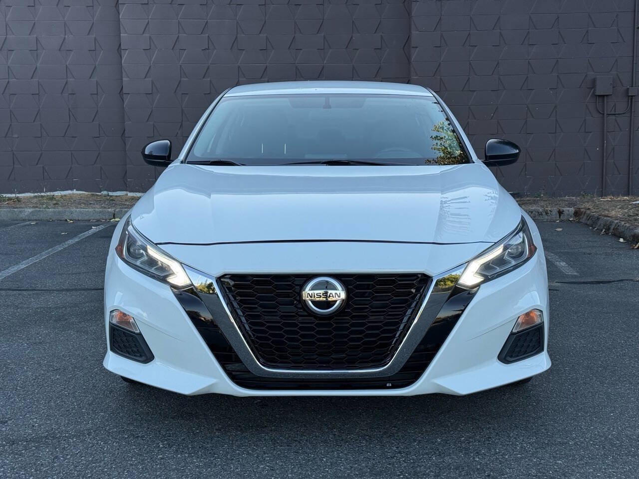 Used 2019 Nissan Altima 2.5 SR FWD image 5