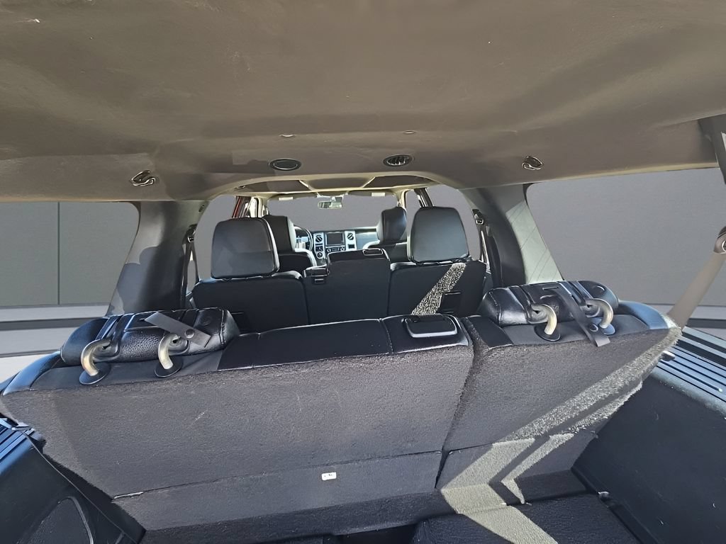 Used 2017 Ford Expedition EL Limited w/ Equipment Group 301A AWD/4WD image 10