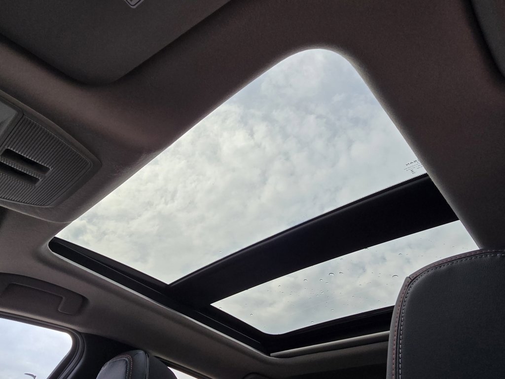 New 2026 Nissan Kicks SR w/ SR Premium Package image 3