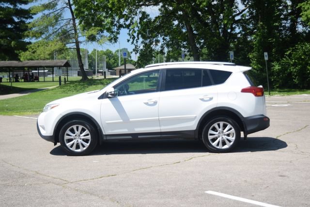 Used 2013 Toyota RAV4 Limited AWD/4WD image 23