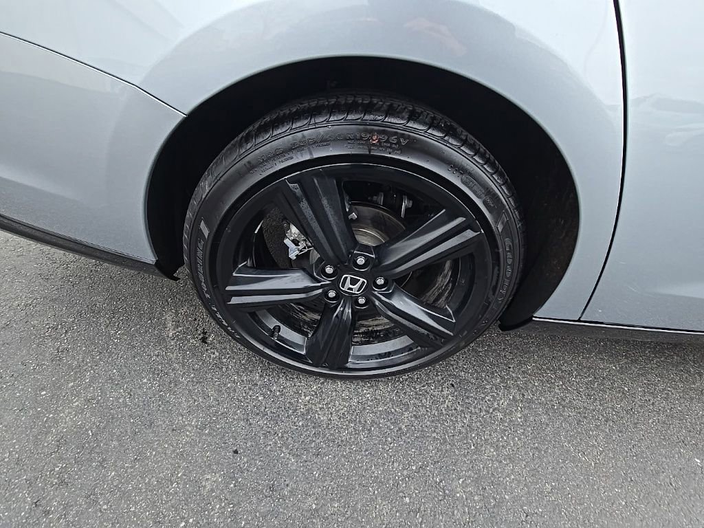 Certified 2025 Honda Accord Sport image 10