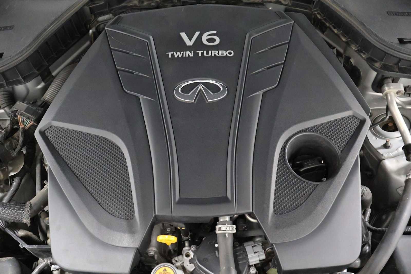 Used 2019 INFINITI Q50 Luxe w/ Essential Package (3.0T Luxe) AWD/4WD image 39