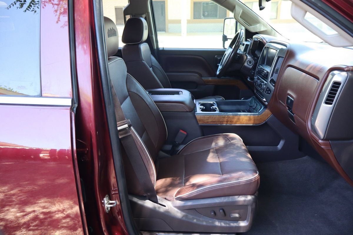 Used 2016 Chevrolet Silverado 2500 High Country w/ Duramax Plus Package AWD/4WD image 22