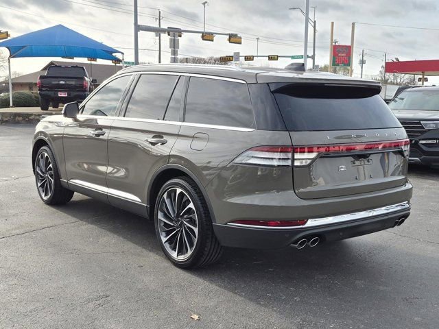 Used 2025 Lincoln Aviator Reserve w/ Illumination Package image 4