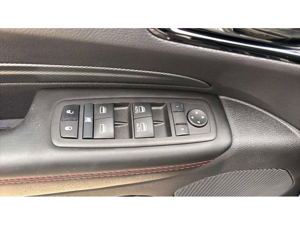 Used 2025 Dodge Durango GT image 21