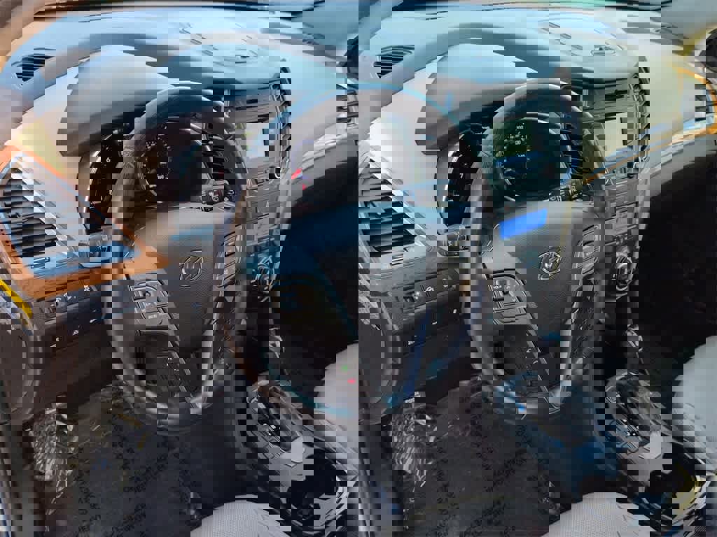 Used 2015 Hyundai Santa Fe GLS w/ Option Group 02 image 10