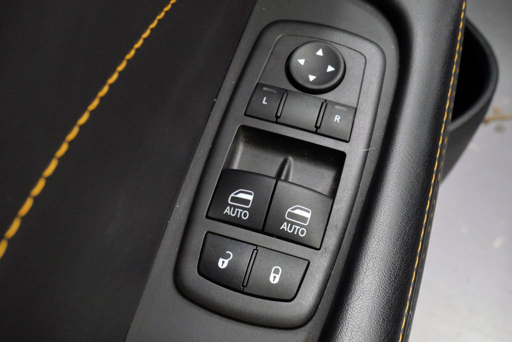 Used 2022 Dodge Challenger R/T Scat Pack RWD image 15
