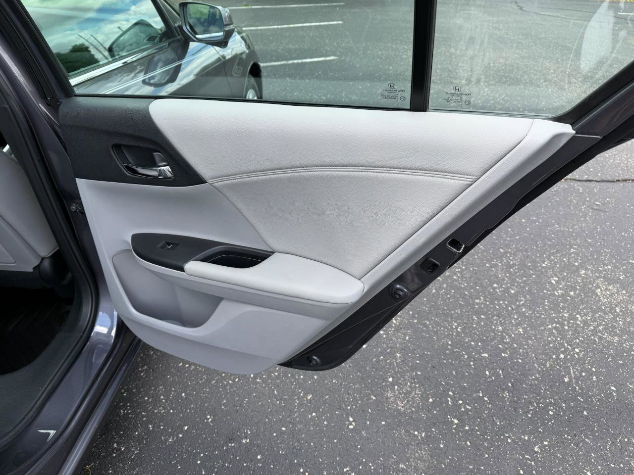 Used 2014 Honda Accord EX-L image 20