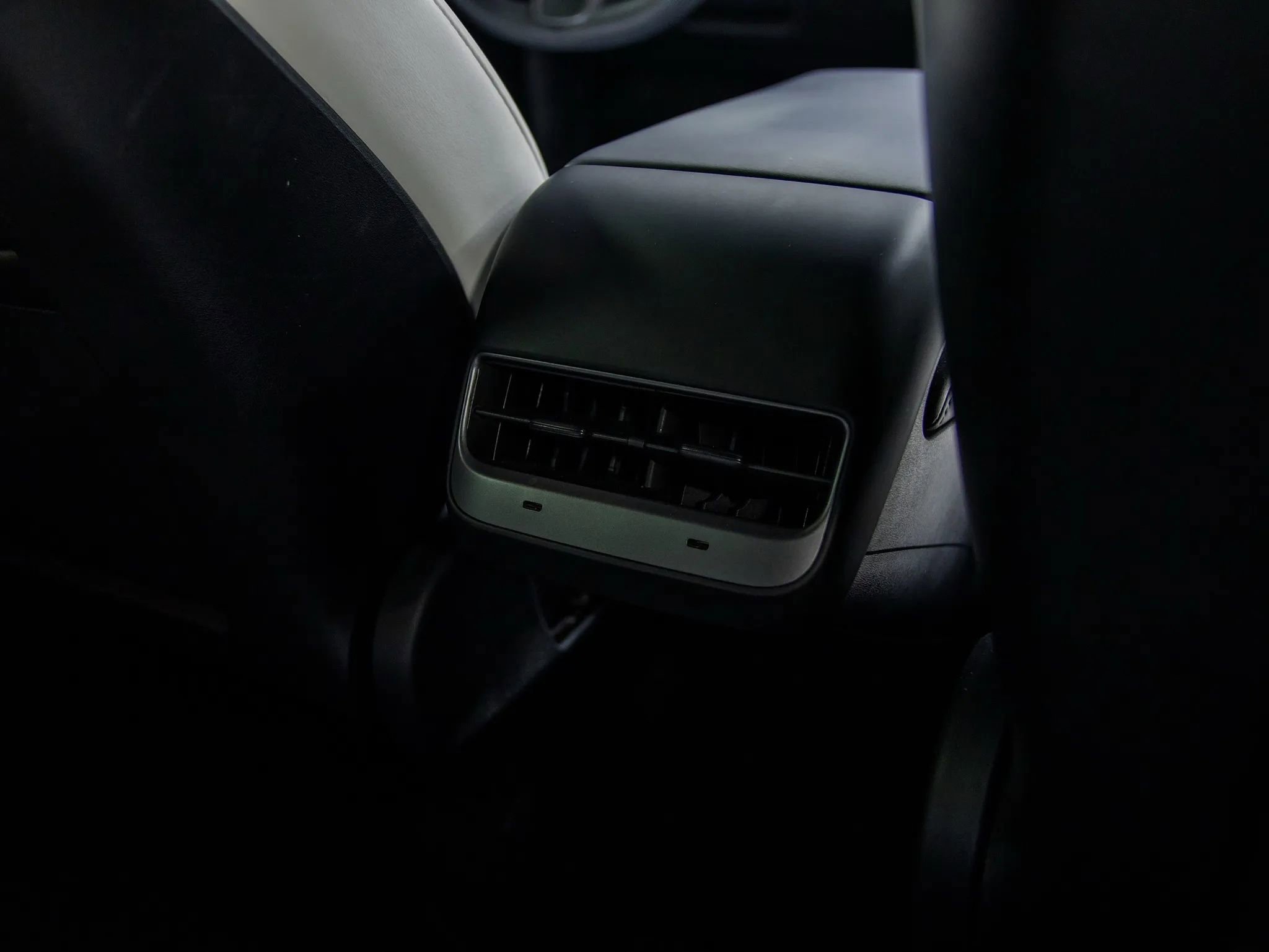 Used 2022 Tesla Model Y Performance image 30