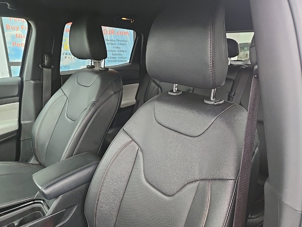 Used 2024 Jeep Compass Limited w/ Elite Group image 32