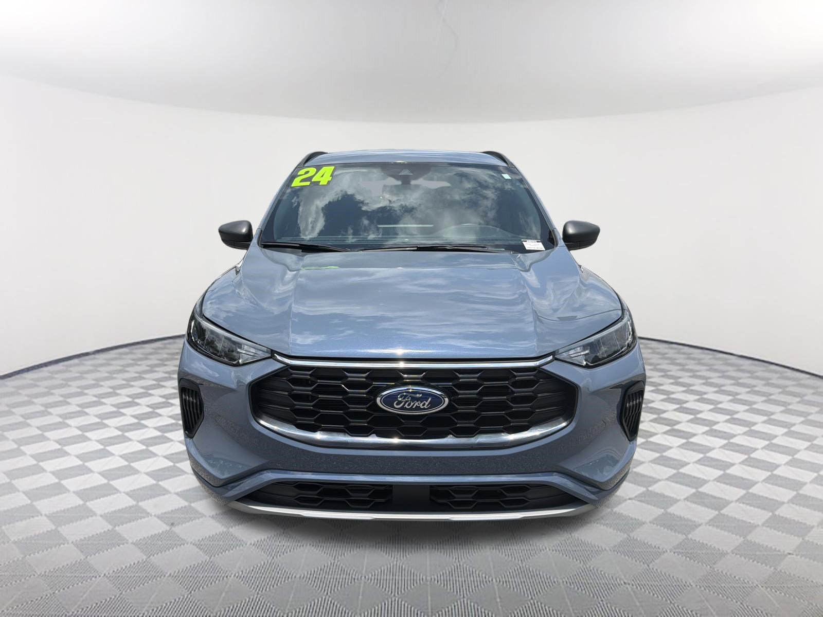Used 2024 Ford Escape ST-Line w/ Tech Pack #1 FWD video 2