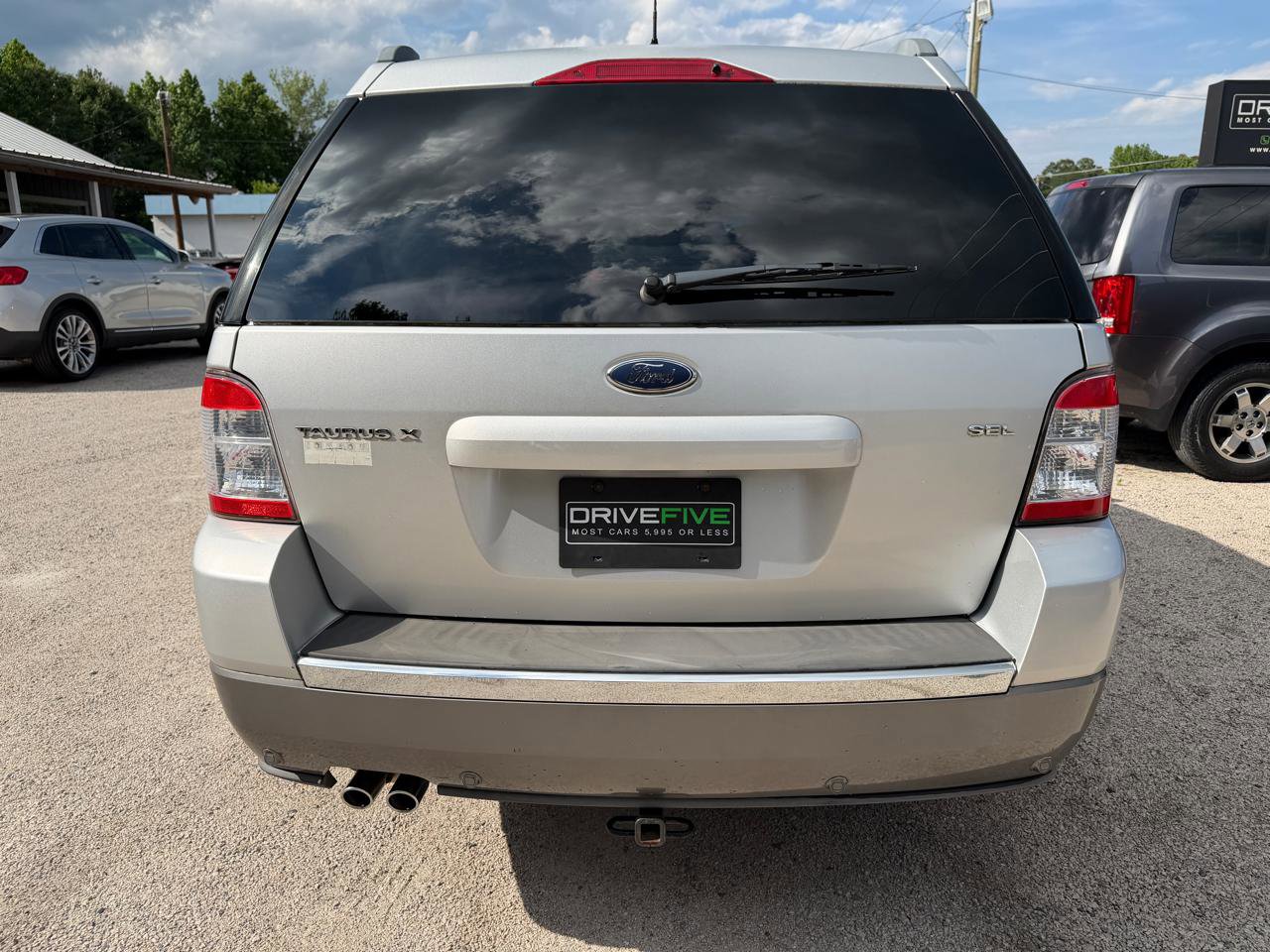 Used 2009 Ford Taurus X SEL FWD image 5