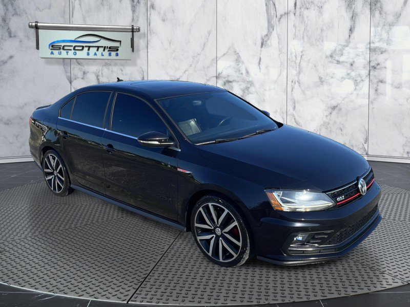 Used 2018 Volkswagen Jetta GLI FWD image 10