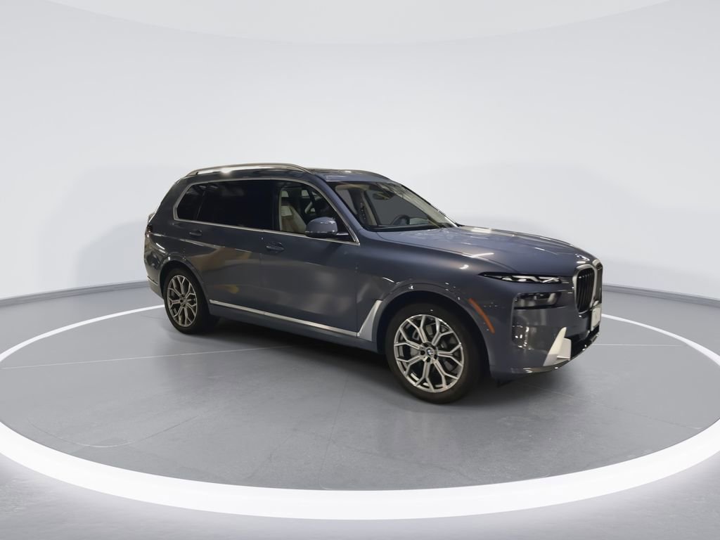 New 2026 BMW X7 xDrive40i image 2