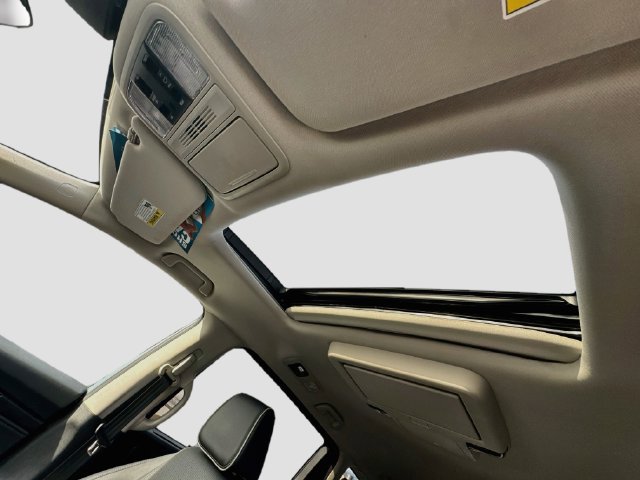 Certified 2025 Honda Odyssey Elite image 27