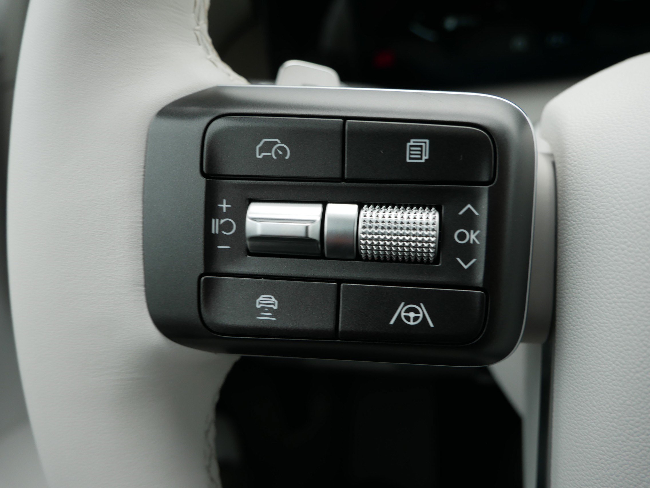 Certified 2026 Hyundai Palisade SEL AWD/4WD image 28