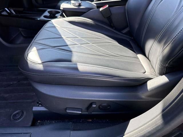 Used 2022 Ford Mustang Mach-E Select image 29