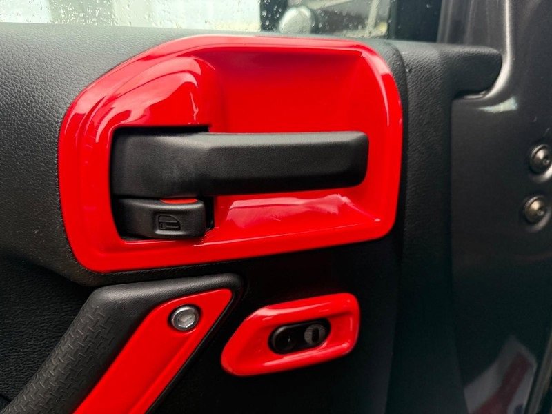 Used 2017 Jeep Wrangler Rubicon image 15