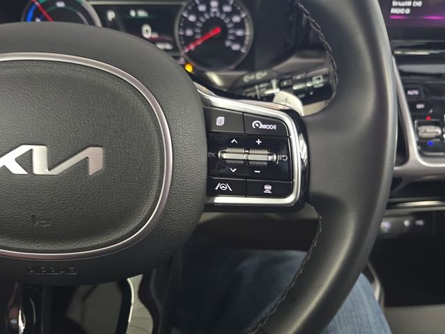 Certified 2023 Kia Sorento EX AWD/4WD image 18