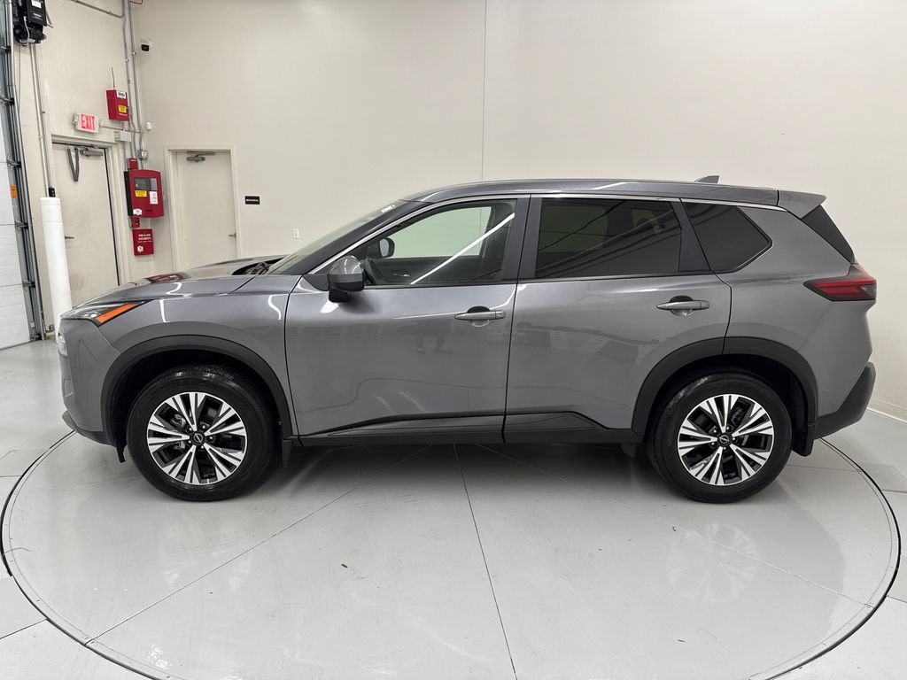 Used 2023 Nissan Rogue SV AWD/4WD image 3