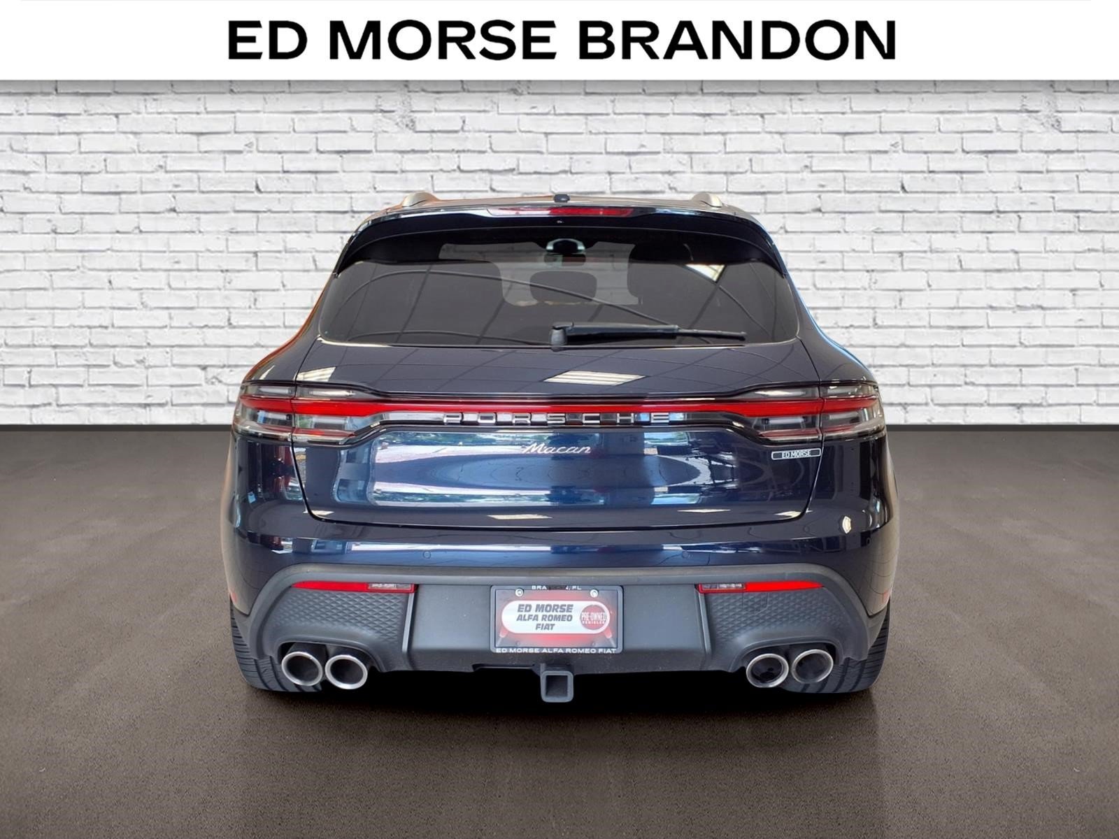 Used 2023 Porsche Macan Turbo AWD/4WD image 4