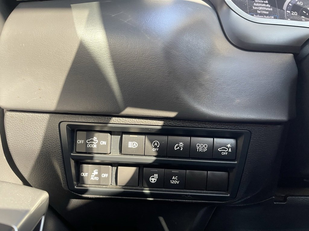 Used 2024 Toyota Tundra Platinum image 37