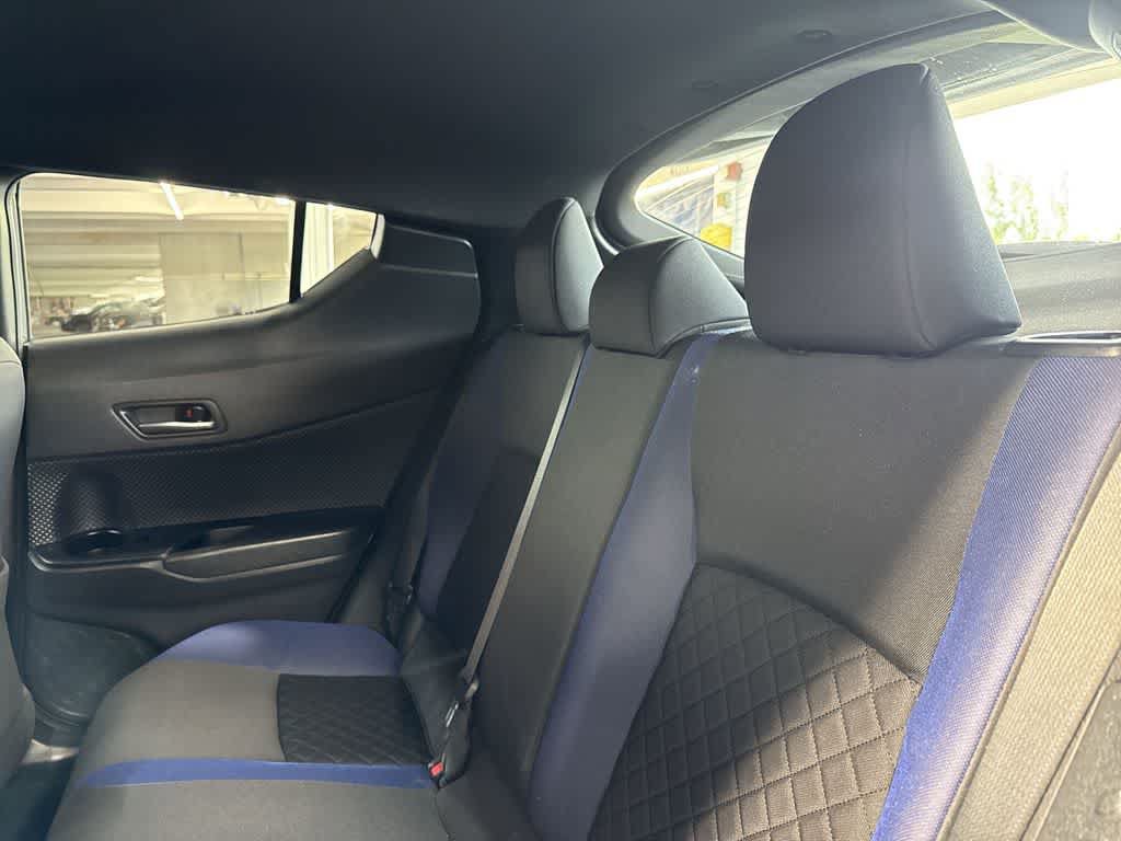 Used 2022 Toyota C-HR XLE FWD image 22
