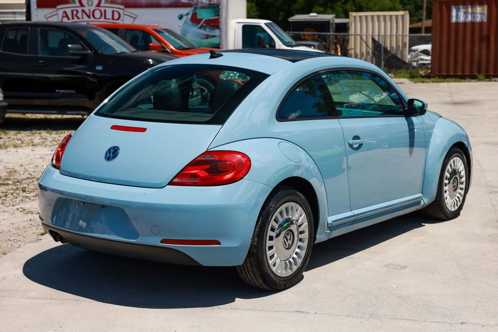 Used 2013 Volkswagen Beetle 2.5 image 7
