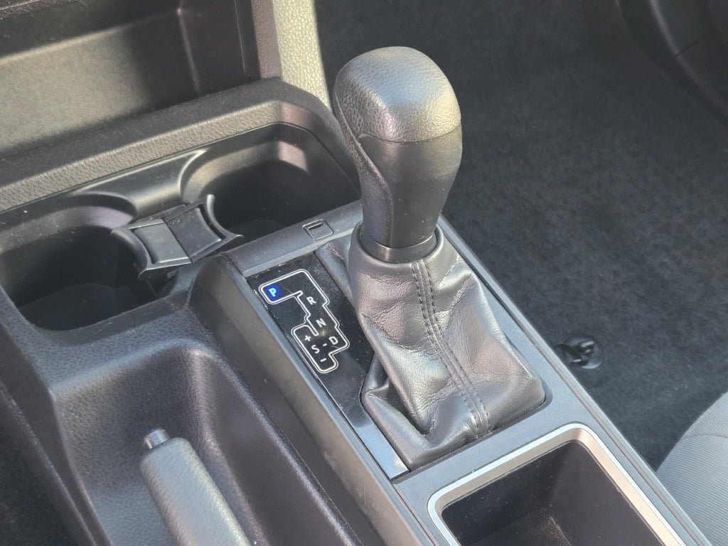 Used 2022 Toyota Tacoma SR RWD image 28