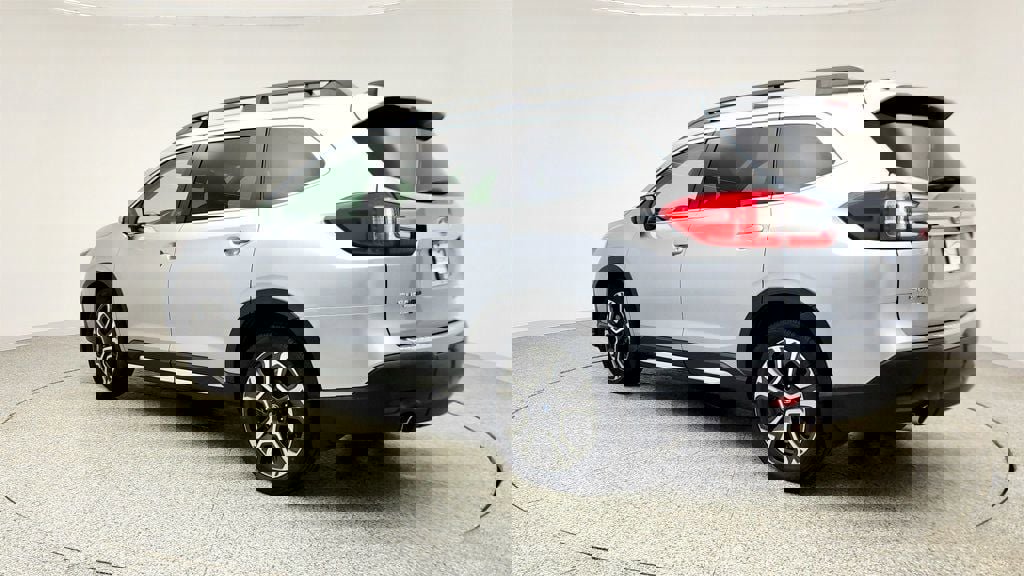 Used 2023 Subaru Ascent Limited AWD/4WD image 12