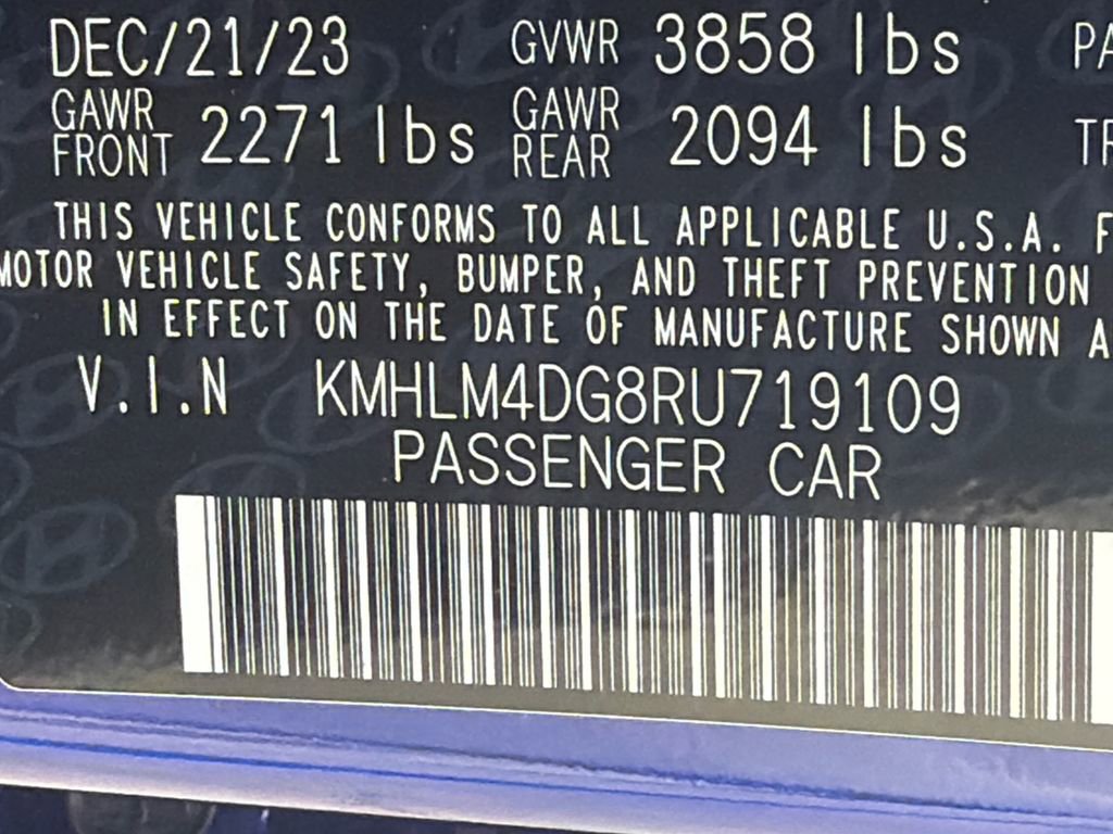 Used 2024 Hyundai Elantra SEL image 31